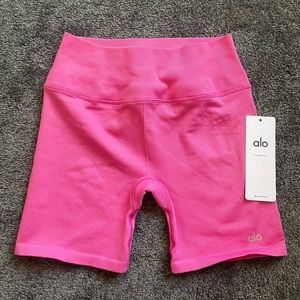 Alo Yoga Seamless Ribbed Shorts Hot Pink NWT